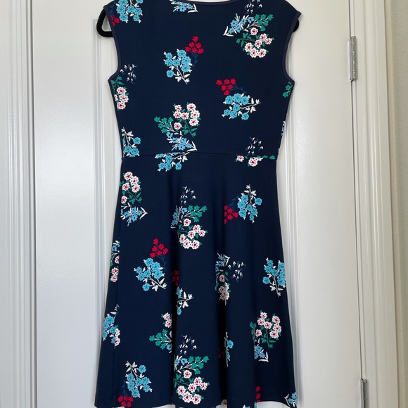 Draper James Floral Cap Sleeve Ponte Dress - Picture 4 of 5